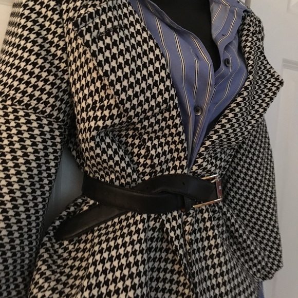 Jacket - Picture 3 of 4